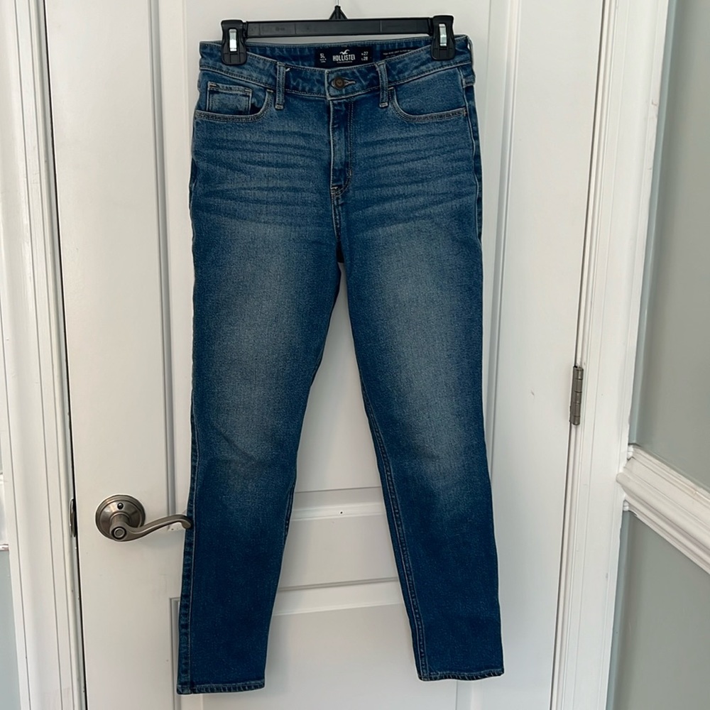 Hollister High Rise Crop Skinny Jeans